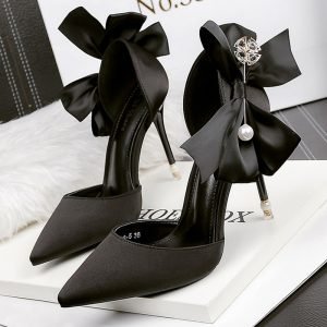 Latest New Bow-knot Women Pumps Designer Shoes High Heels Sandals Women Satin Stiletto Heels Sexy Pearl Wedding Shoes Plus Size 43